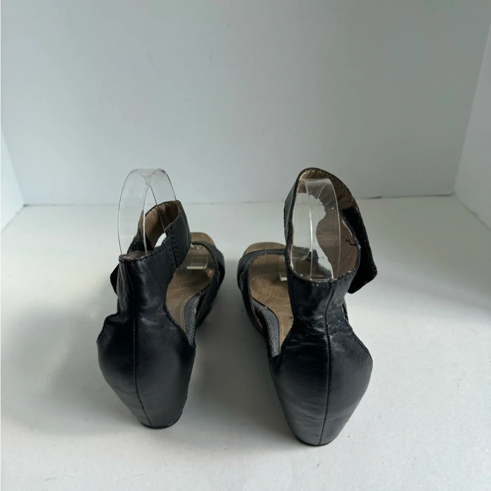 OTBT Hobart Wedge Sandals size 7.5 Black Leather Size 7.5 - Picture 10 of 13